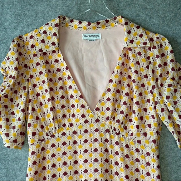 NWOT Charlie Holiday Pink Printed Mini Dress  Sz: 6 - Picture 4 of 8